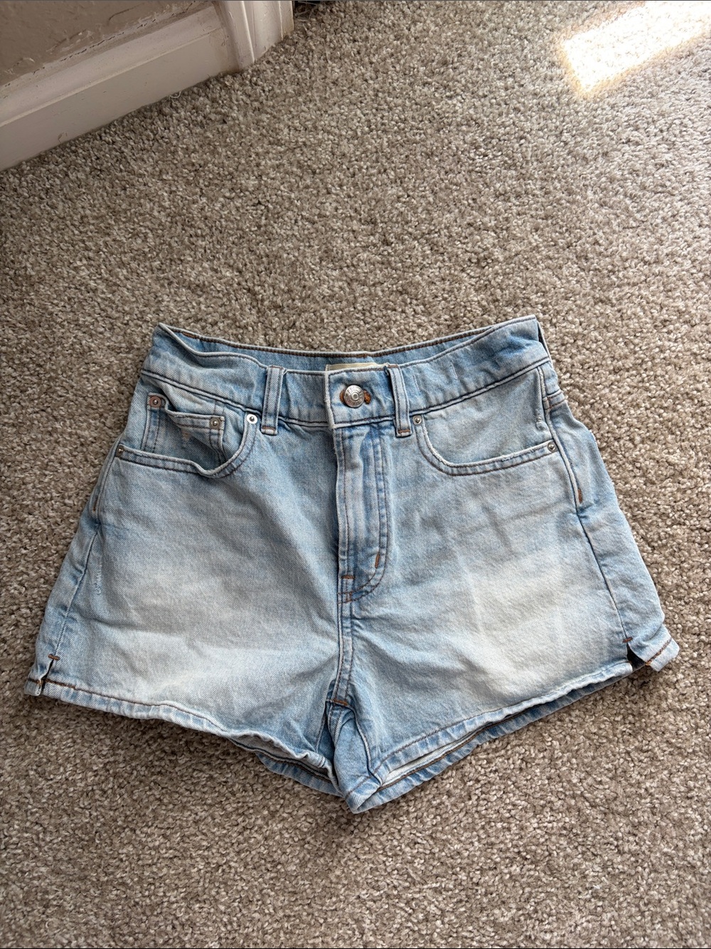 Madewell Light Wash perfect Jean High-Rise Denim Shorts - Pale Blue